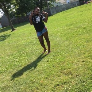 Meet your Posher, Brea